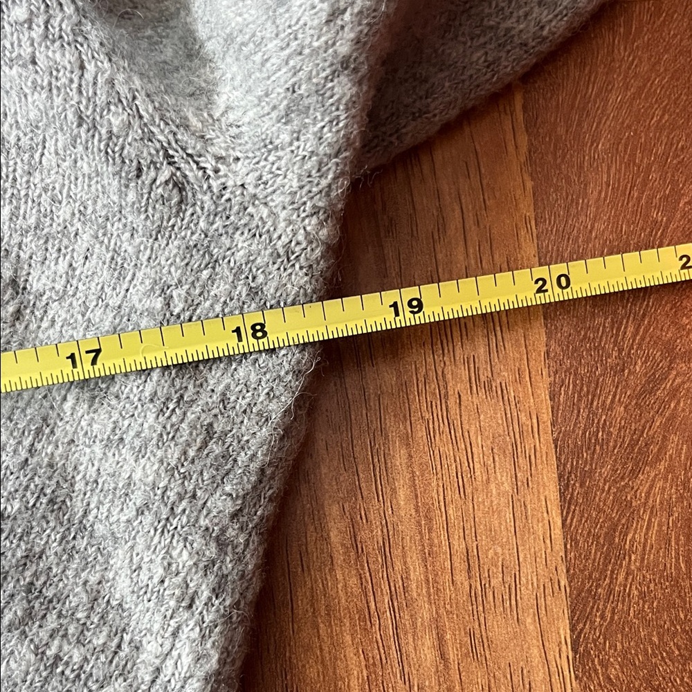 Like new Moda International Gray V-Neck Sweater - Picture 10 of 13
